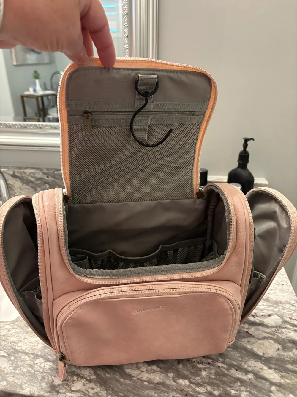 Bagsmart pink travel
